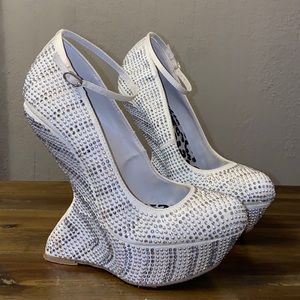 Dollhouse rhinestone reverse heel